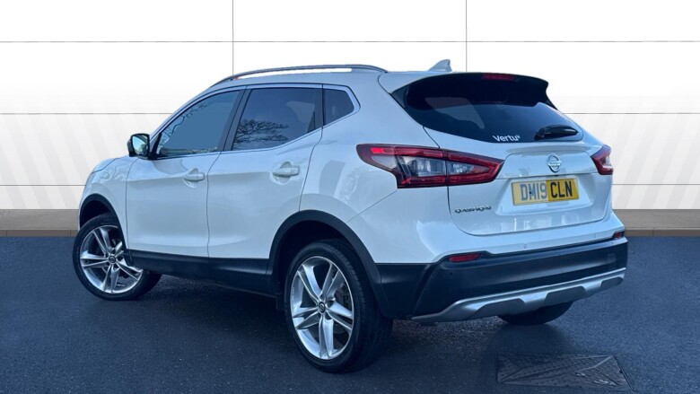 Nissan Qashqai 1.3 DiG-T N-Motion 5dr Petrol Hatchback